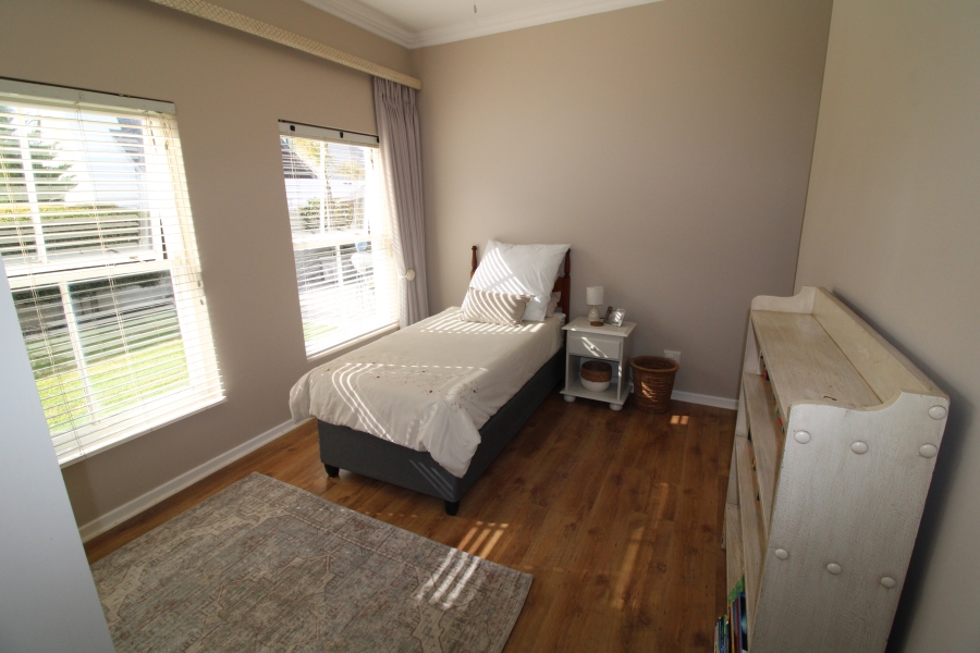 3 Bedroom Property for Sale in Kingswood Golf Estate Western Cape